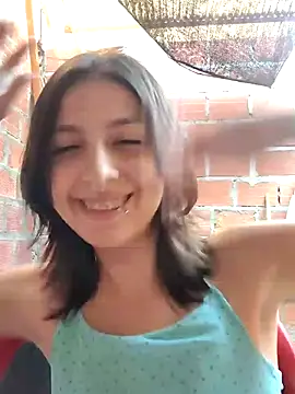 Snapshot of Maiden-Hot chatting on October 3, 8:10 pm Maiden-Hot online show from October 3, 8:10 pm
