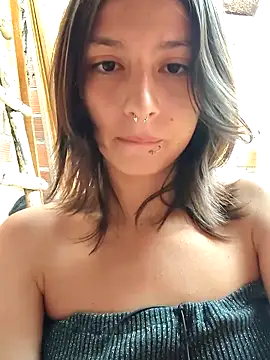 Maiden-Hot online show from November 2, 1:05 pm