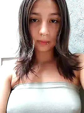 Maiden-Hot online show from March 23, 7:47 pm