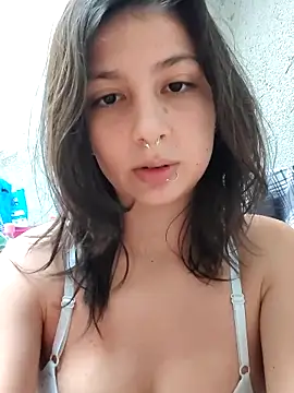 Maiden-Hot online show from February 17, 8:50 pm