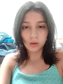 Maiden-Hot online show from December 16, 7:51 pm