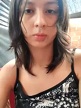 Maiden-Hot online show from November 21, 7:57 pm