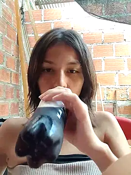 Snapshot of Maiden-Hot chatting on October 11, 6:53 pm Maiden-Hot online show from October 11, 6:53 pm
