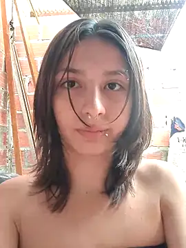 Snapshot of Maiden-Hot chatting on October 17, 7:37 pm Maiden-Hot online show from October 17, 7:37 pm