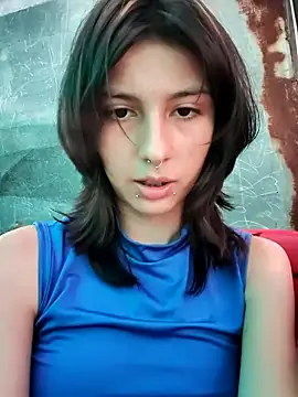 Snapshot of Maiden-Hot chatting on March 18, 7:44 pm Maiden-Hot online show from March 18, 7:44 pm
