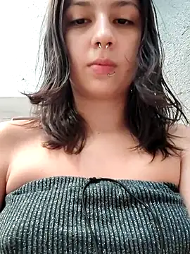 Maiden-Hot online show from February 27, 8:41 pm