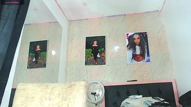 k stormi  online show from January 17, 2:04 am