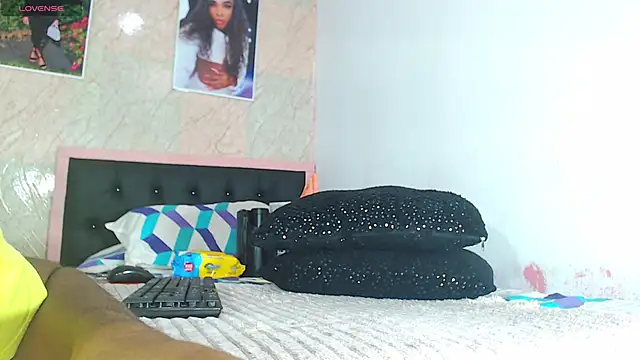 k stormi  online show from November 16, 2:11 pm