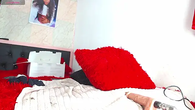 k stormi  online show from February 17, 1:36 am