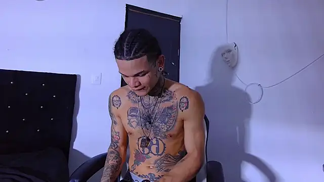 hot man05 online show from December 20, 12:46 am