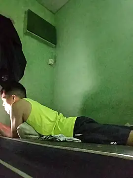 JapeDoBryan online show from March 1, 9:40 am