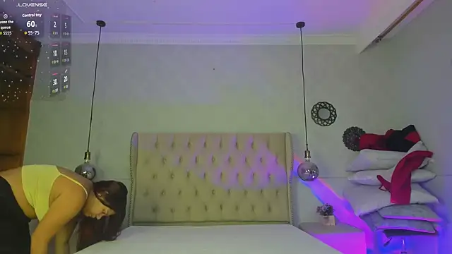 amanda29 online show from January 18, 7:06 pm