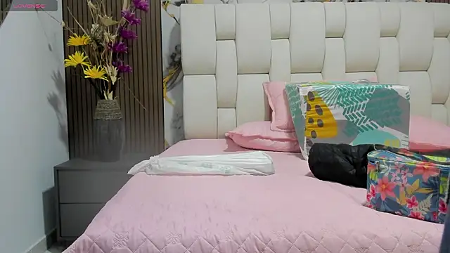 amanda29 online show from March 18, 7:15 pm