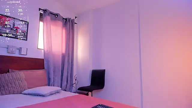 amanda29 online show from April 10, 7:10 pm