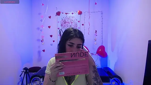 Adri Gomez  online show from February 24, 3:23 am