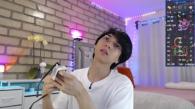 biel biel online show from March 25, 5:51 am