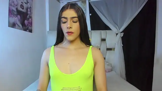 beautiful doll088 online show from April 5, 12:50 am