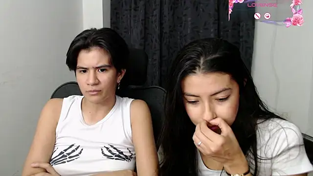 ellajonz online show from March 10, 6:28 am