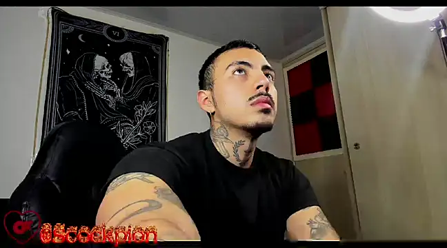 Snapshot of scockpion__ chatting on March 21, 7:44 am scockpion online show from March 21, 7:44 am