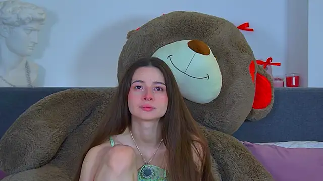 AmeliaFlares online show from November 5, 6:33 pm