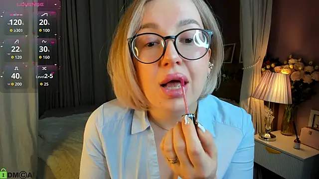 Nikki Kai online show from October 8, 12:45 am