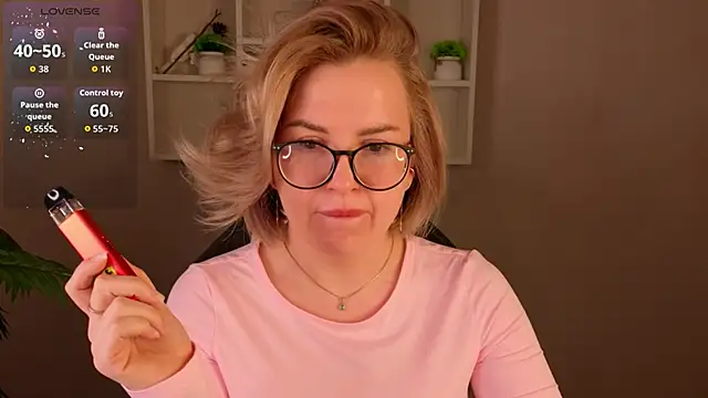 Nikki Kai online show from January 15, 2:42 pm