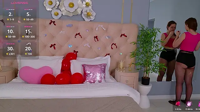 JaniceCollins online show from February 12, 1:49 am