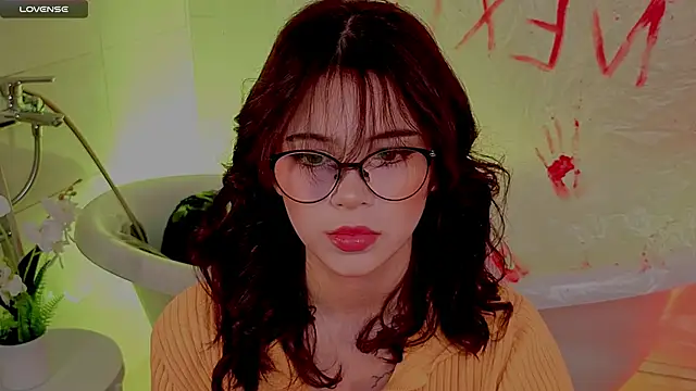 Hotary Yuko online show from November 1, 3:24 am