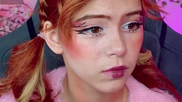 Hotary Yuko online show from April 4, 3:35 am