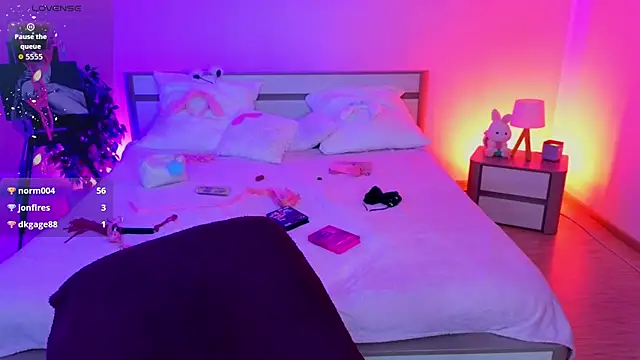 Hotary Yuko online show from April 9, 6:19 am