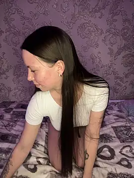 Snapshot of Arielle_Swan chatting on February 15, 5:07 pm Arielle Swan online show from February 15, 5:07 pm