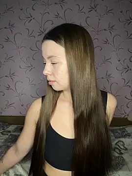 Arielle Swan online show from February 2, 2:49 pm