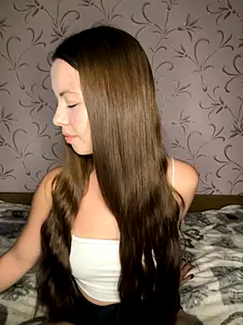 Snapshot of Arielle_Swan chatting on October 1, 2:21 pm Arielle Swan online show from October 1, 2:21 pm