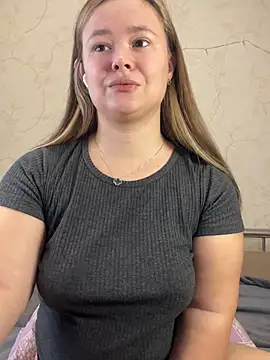 Snapshot of CaramelleSugar chatting on January 29, 9:01 am CaramelleSugar online show from January 29, 9:01 am