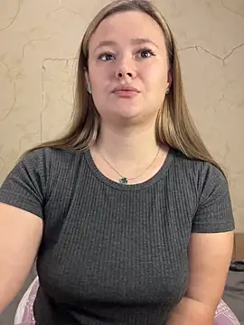 Snapshot of CaramelleSugar chatting on January 30, 4:34 pm CaramelleSugar online show from January 30, 4:34 pm