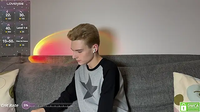 avegothy- online show from November 14, 7:06 pm