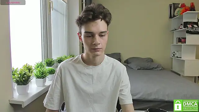 Snapshot of avegothy- chatting on March 4, 10:46 am avegothy- online show from March 4, 10:46 am