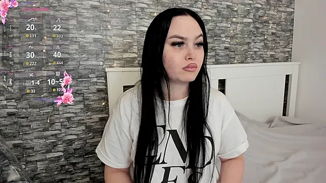 KairraPotts online show from April 21, 8:48 pm