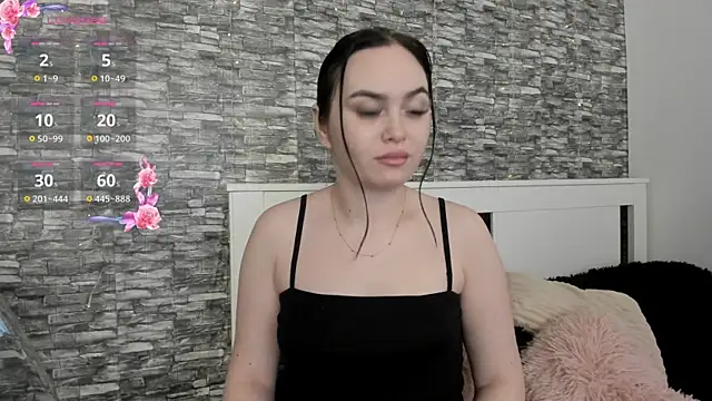 KairraPotts online show from February 6, 8:38 pm