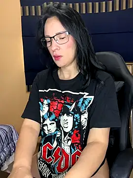 ValeriaVixen online show from November 6, 8:13 pm