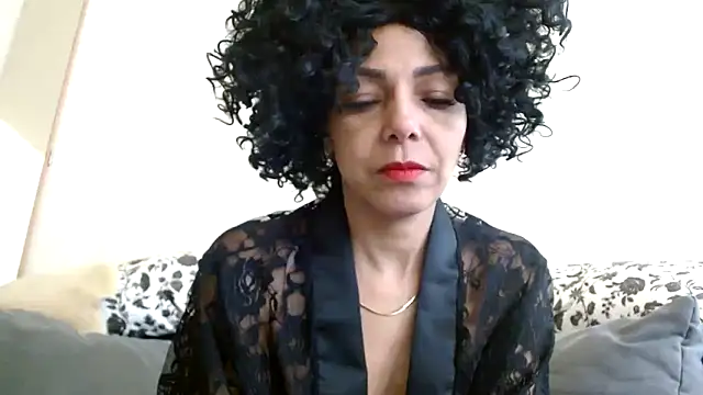 Lunasquirt1985 online show from February 26, 3:12 pm