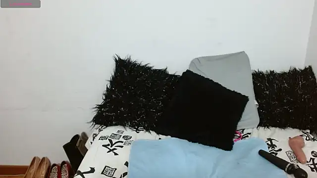 Lunasquirt1985 online show from October 7, 2:40 pm