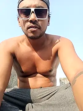 bigcock thick online show from November 17, 3:10 am