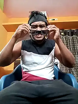 Snapshot of bigcock_thick chatting on January 31, 11:47 pm bigcock thick online show from January 31, 11:47 pm