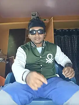 Snapshot of bigcock_thick chatting on February 14, 12:55 am bigcock thick online show from February 14, 12:55 am