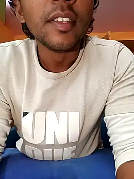 Snapshot of bigcock_thick chatting on March 2, 2:34 am bigcock thick online show from March 2, 2:34 am