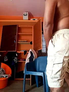 Snapshot of bigcock_thick chatting on February 21, 3:08 am bigcock thick online show from February 21, 3:08 am