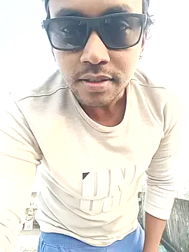 Snapshot of bigcock_thick chatting on February 5, 2:18 am bigcock thick online show from February 5, 2:18 am