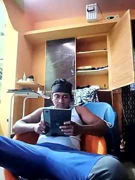 Snapshot of bigcock_thick chatting on February 13, 12:38 pm bigcock thick online show from February 13, 12:38 pm