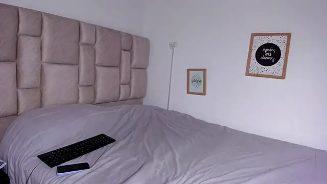 Snapshot of Kamila_angel chatting on October 22, 2:16 pm Kamila angel online show from October 22, 2:16 pm